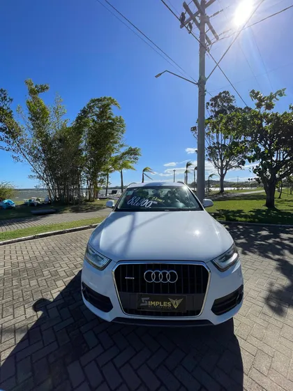 Audi Q3 2.0 Tfsi Ambiente S-tronic Quattro 5p