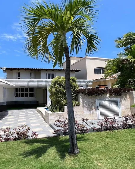 Casa En Venta En Lechería. Casa Bote A