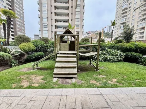 Departamento En Venta De 2 Dorm. En Viña Del Mar