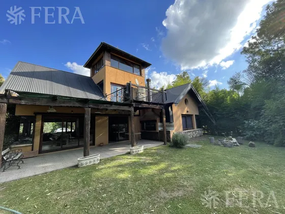 Venta De Casa 5 Ambientes En Country El Paraíso Guernica