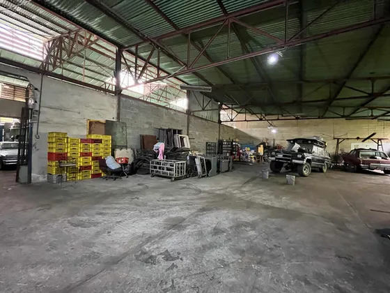 Alquilo Galpón Industrial De 900 M2, Ref. 1.400