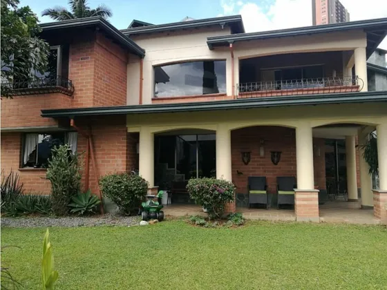 Casa En Venta En Sabaneta