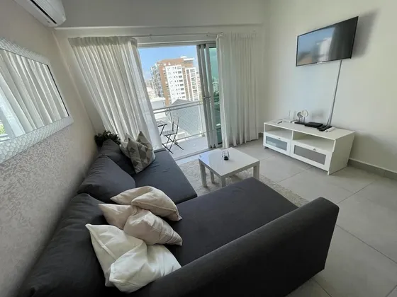 Apartamento En Venta, En La Esperilla