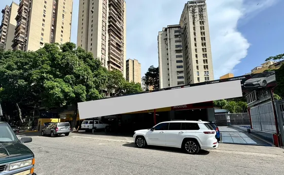 Colinas De Bello Monte/av Ppal/terreno Comercial/1507m2/en Venta 