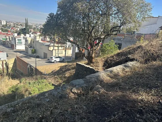Terreno En Venta En Ejidal Ocolusen. Morelia