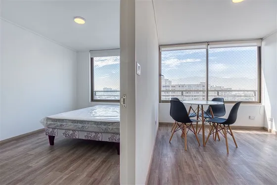 Depto Crnel Robles, Piso 13, Vista Poniente