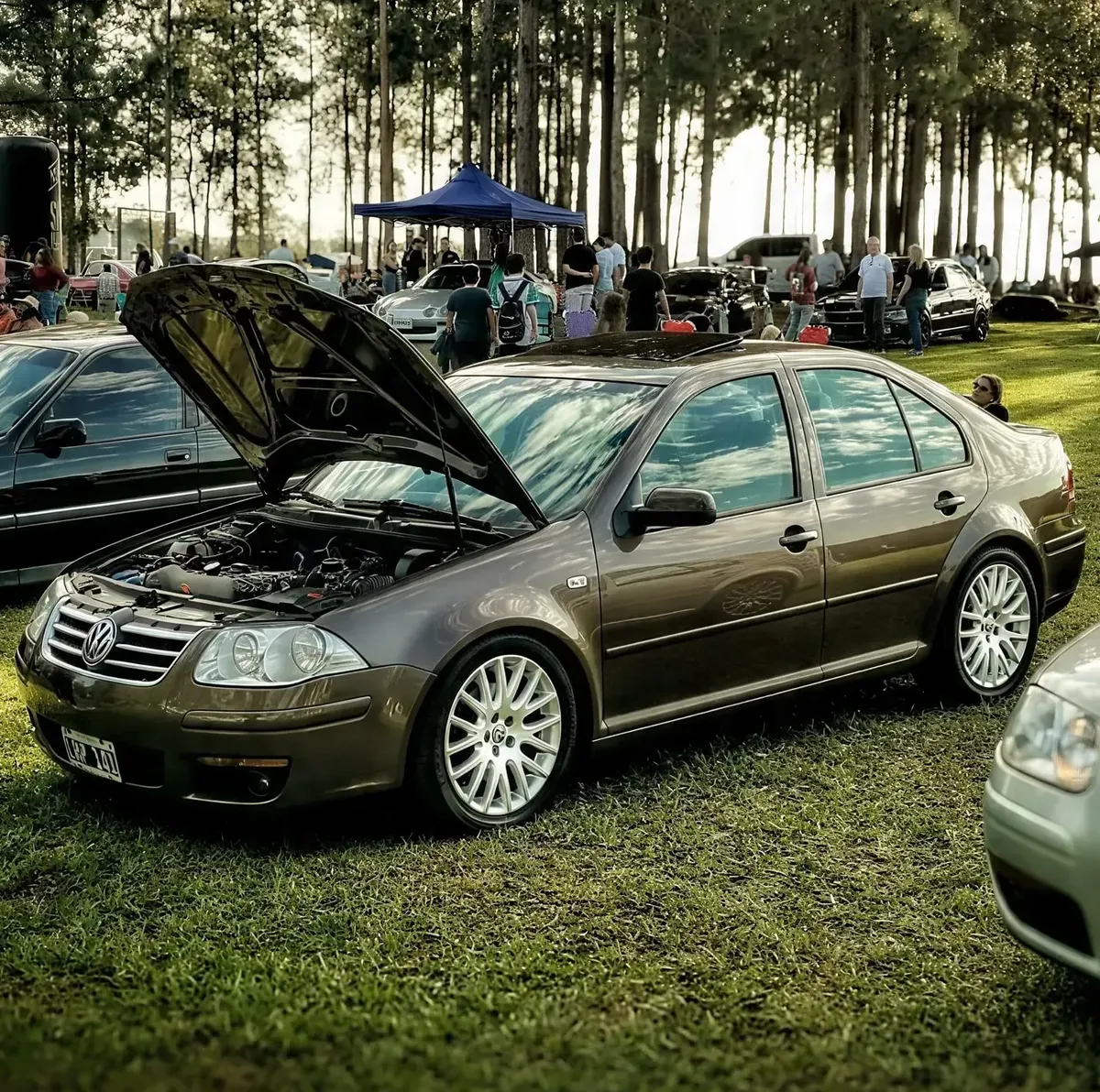 Volkswagen Bora 1.8 Highline T 180cv Cuero
