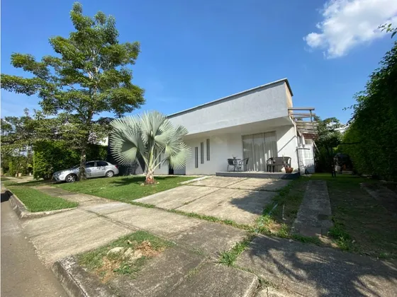 Venta De Casa Condominio De 572mtrs2 En Jamundí 7008.