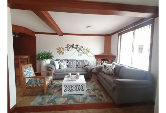 Venta De Casa En Av. Alberto Mendoza