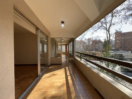 Departamento En Arriendo 3d/2b Barrio Las Lilas
