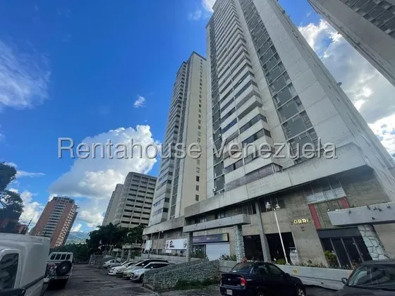 Apartamento En Venta Los Dos Caminos Fm25-19853 