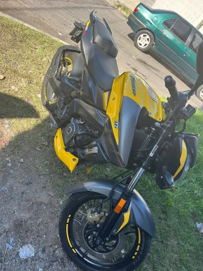 Moto Muy Buen Estado Casi Nueva Solo Efectivo Se Va Transfer