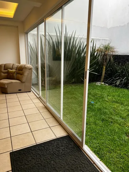 Excelente Casa Con Jardín Al Sur De La Cdmx