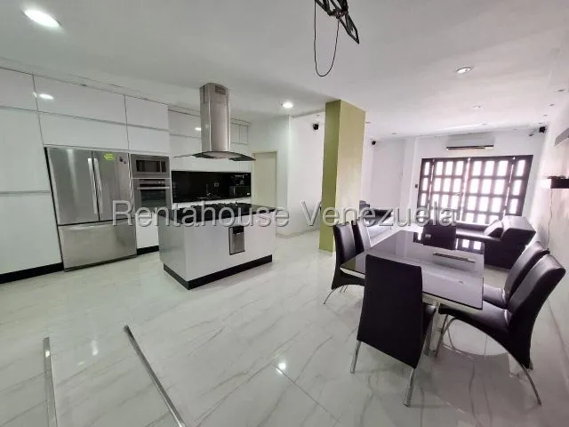 Erika Armeya Vende, Casa En La Urbanizacion Los Cardones De Barquisimeto. Flex: 25-22583