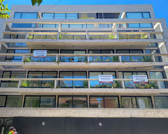 Oportunidad! Moderno Departamento De Categoría, Bajas Expensas. Cod5543. Permuta Por Automovil O Propiedad Menor Valor. 