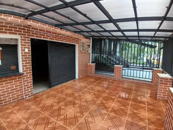  Local En Arriendo Ubicado En Medellín Sector La Castellana (10764).