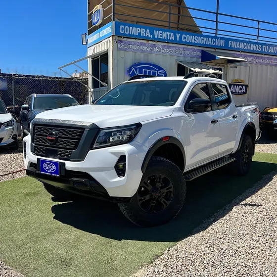 Nissan Frontier 4.0 Pro-4x V6 4x4 At