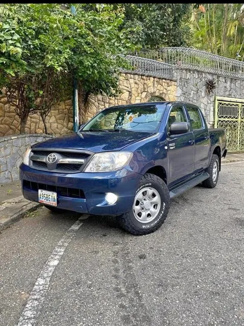 Toyota Hilux 2.7