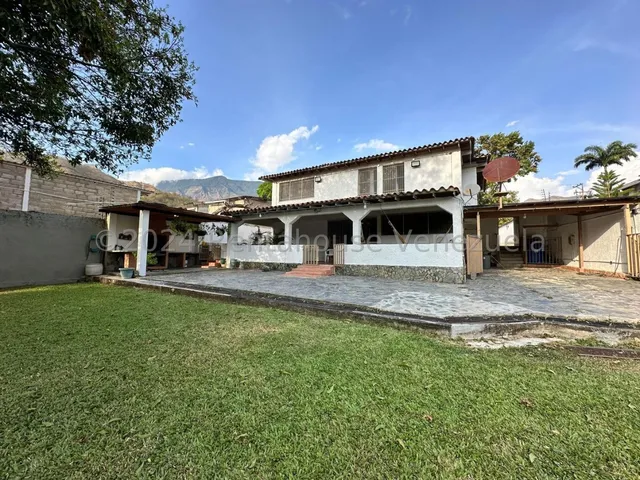 Casa En Venta Ubicada En El Limon Maracay, Fvina 24-19830
