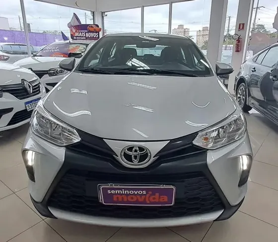 Toyota Yaris Xl 1.5 (flex) (aut)