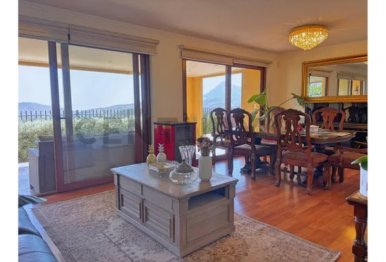Casa En Venta, 4 Dormitorios, Lo Barnechea