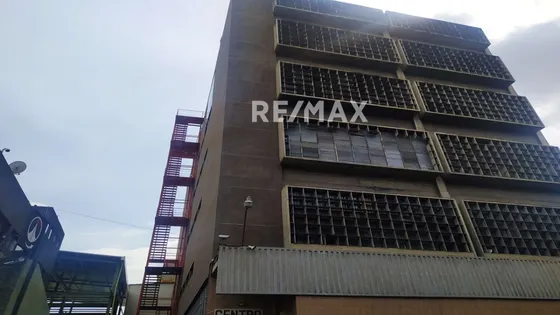 Amplio Y Magnífico Local Industrial En Alquiler En Boleíta Sur