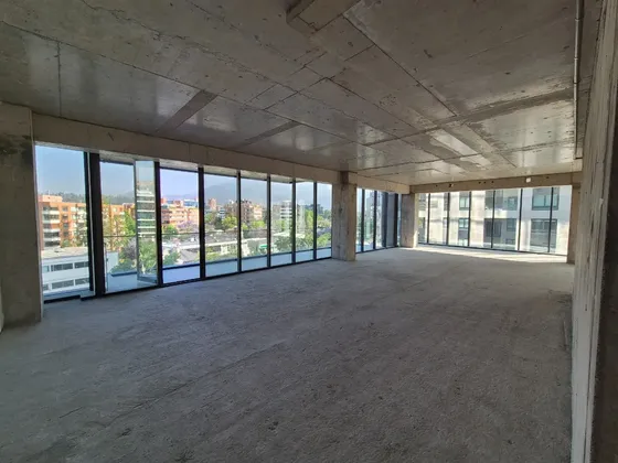 Magnifica Oficina En Obra Gruesa Con Terraza 537m !!