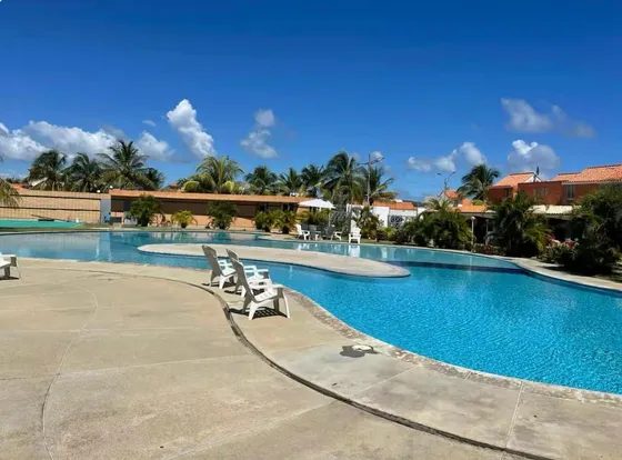 Cf Casa Lujosa Con Piscina Conjunto Playuela , Falcon | Tucacas