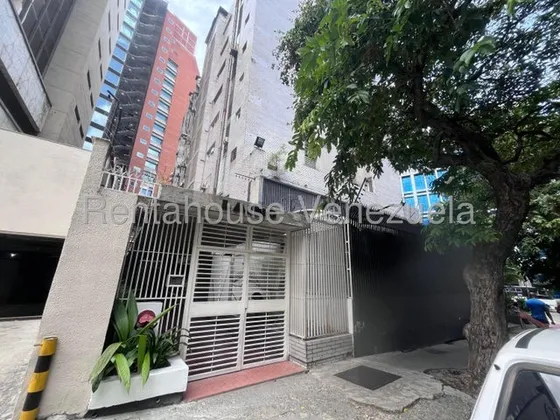 Oficina En Alquiler En Campo Alegre Torre Credival Caracas 25-16714 Mr.