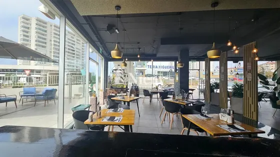 Local Apto Para Restaurante, Con Terraza . Foresta Reñaca