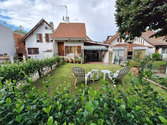 Casa En Venta En Club Privado En Monte Grande