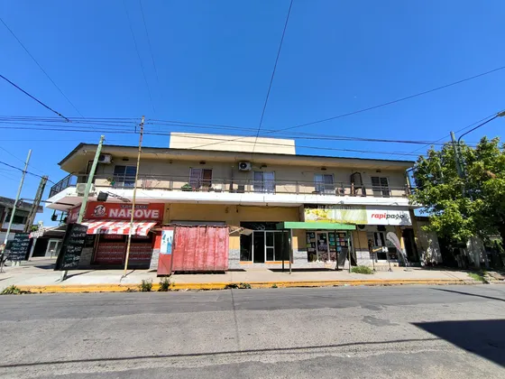 En Alquiler. Amplio Depto. 2 Amb 50m2 + Balcon. José C. Paz