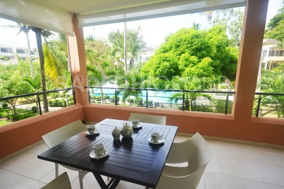 Hermoso Apartamento De 2 Habitaciones Con Vista A La Piscina Infiniti Blu
