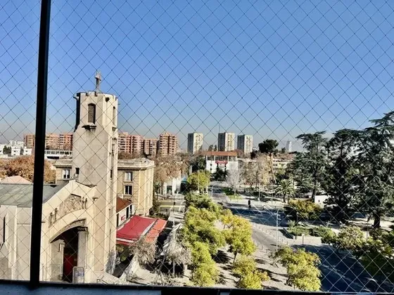 Departamento Con Vista Despejada A Pasos Del Metro