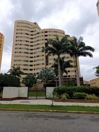 (jv) Apartamento En Venta Urb Mañongo Resd Plaza Real 