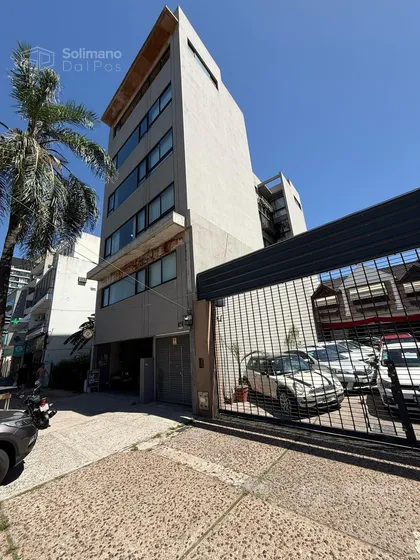 Edificio Comercial En Venta  Oficinas Y Local En Olivos, Av. Maipú