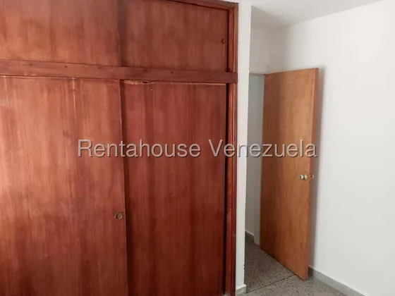 Apartamento En Venta Zona Este Barquisimeto Jrh Patarata 25-23444