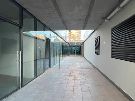 Local Comercial En Arriendo En Vitacura