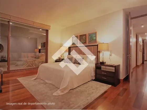 Departamento En Venta De 3 Dorm. En Lo Barnechea
