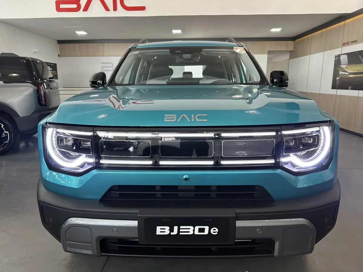 BAIC BJ30 1.5T 2WD Hybrid