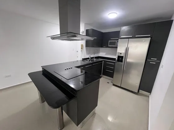 Alquiler Moderno Apartamento Cr Marina Del Rey 2hab
