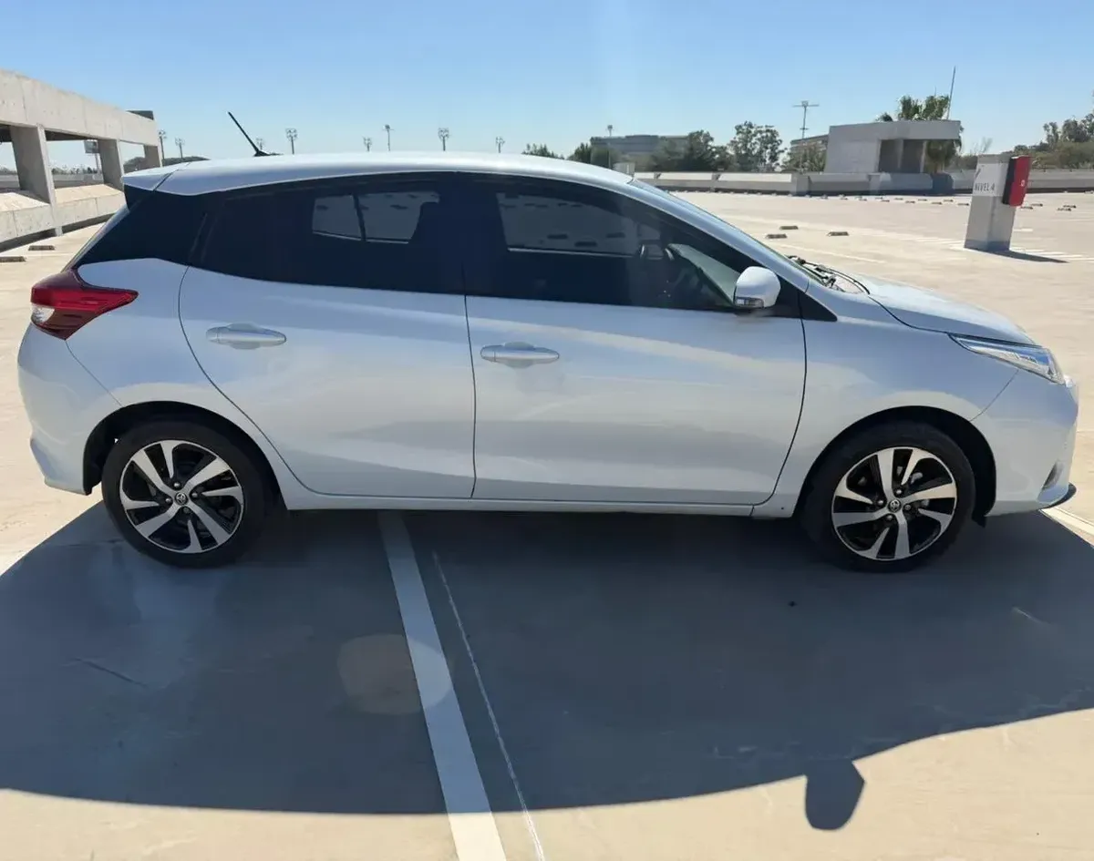 Toyota Yaris 1.5 107cv Xls Pack