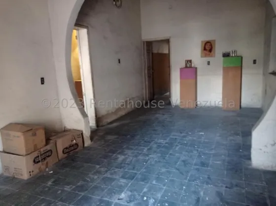 Milagros Inmuebles Casa Venta Barquisimeto Lara Zona Centro Economica Residencial Economico Código Inmobiliaria Rent-a-house  25-5819