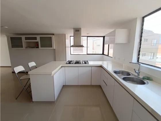 Apartamento En Venta En Medellín - Laureles 