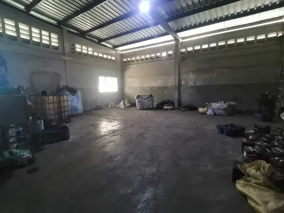 Vendo Nave Industrial En Las Americas 1358 Con Oficina 