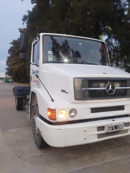 Camion Mercedes 1218 Chasis/tractor 480 Mil Km Reales 2007 
