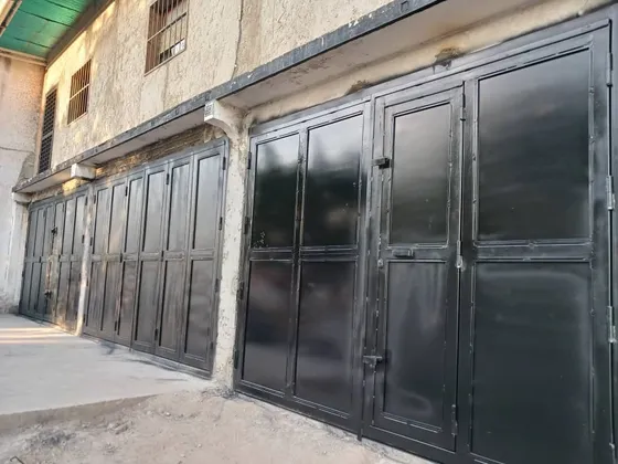 Maison C.a Vende Local  Av Principal De Piñonal 