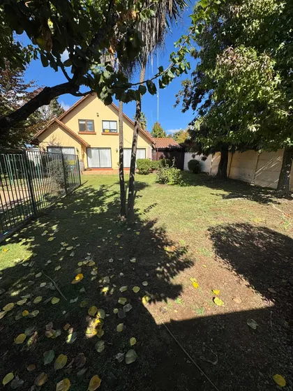 Hermosa Casa Con Gran Jardin Y Piscina (161516)