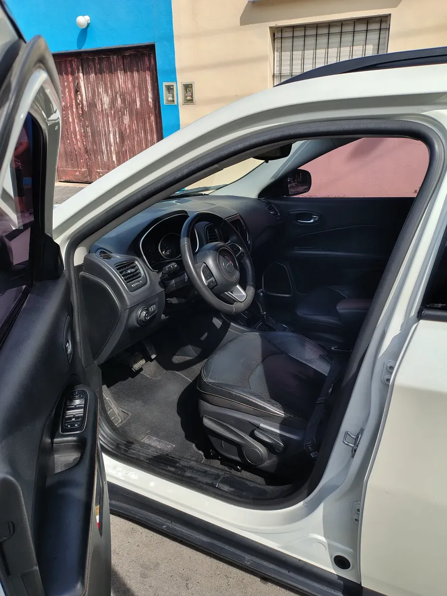 Jeep Compass 2.4 Longitude527930988545320969