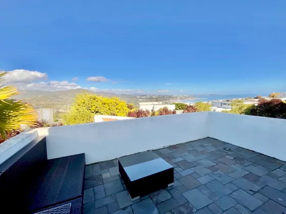 En Venta Interesante Casa Con Potencial, Costa Cachagua